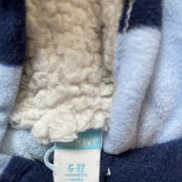 Blue striped snowsuit fall suit old navy 6-12 month - Picture 4 of 4